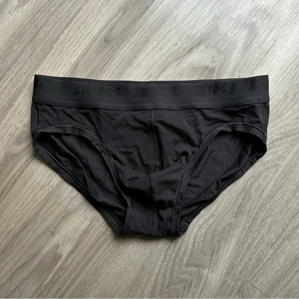 SKIMS | Men's Brief in Obsidian Blue (XS)